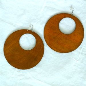 "Ajani" the Victor wooden earrings by Natural Girls Rock